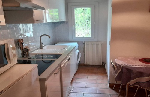 Vergeze Villa | Holiday Home in Vergèze near Beaches