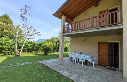 Corrido House | Holiday Home Irma by Interhome