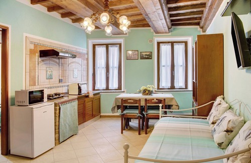 Costigliole d'Asti House | Holiday Home "La Rocca Di Efisio" with Private Terrace, Wi-Fi & Air Conditioning
