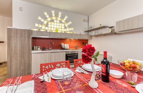 Uggiano la Chiesa House | Holiday Home 'Appartamento In Villa' with Private Terrace, Wi-Fi and Air Conditioning