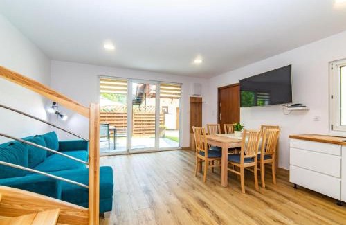 Jaroslawiec House | Holiday Home Jaros awiec near Seaside Beach