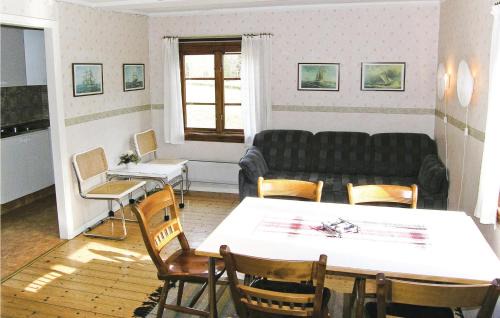 Hjaltevad House | Holiday Home Jonshult Hjältevad