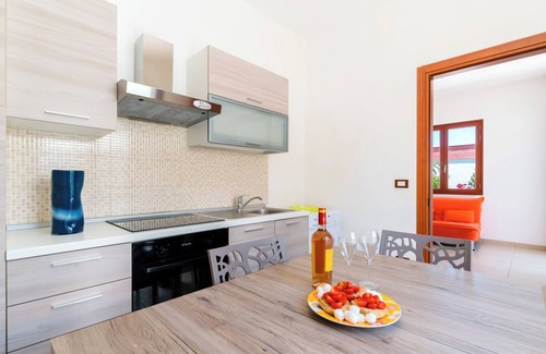Boncore Apartment | Holiday Home 'Jox House 102' with Shared Pool, Wi-Fi and Air Conditioning