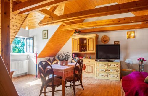 Zabovresky House | Holiday Home Karasova III by Interhome