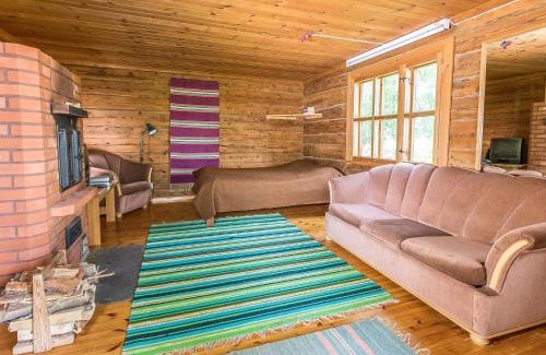 Hiukkajoki House | Holiday Home Kesämäki by Interhome