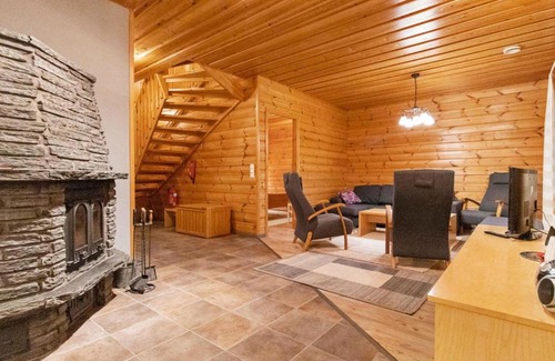 Iltasmaki House | Holiday Home Kivikko by Interhome