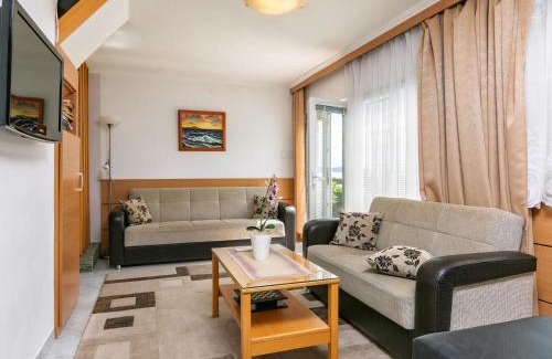 Abrahamhegy House | Holiday Home Kopacsi by Interhome