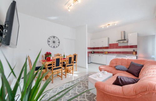 Tugare House | Holiday home Kristina
