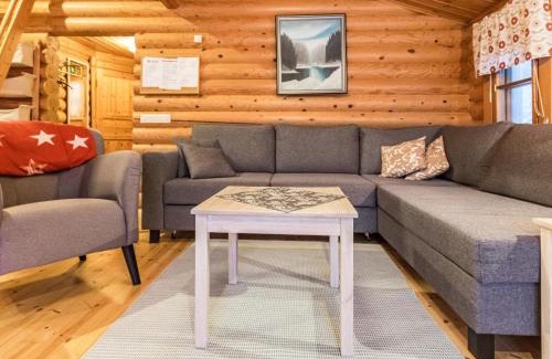 Tormanmaki House | Holiday Home Kultapaljakka 4 by Interhome
