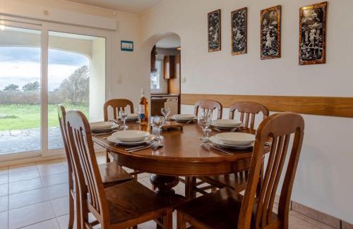 Baubigny House | Holiday Home La Jolie Vague by Interhome