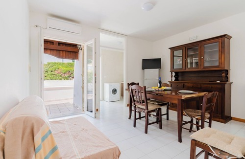 Fontanelle House | Holiday Home 'La Villetta Dei Romani 449' with Private Terrace and Air Conditioning