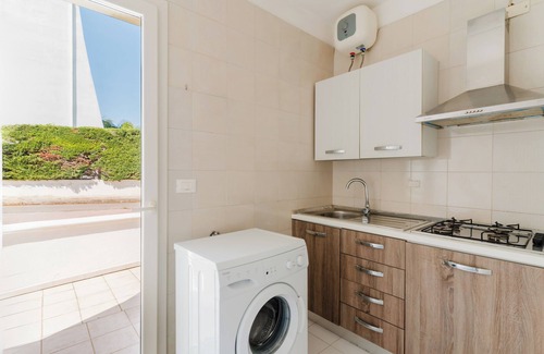 Fontanelle House | Holiday Home 'La Villetta Dei Romani 449' with Private Terrace and Air Conditioning