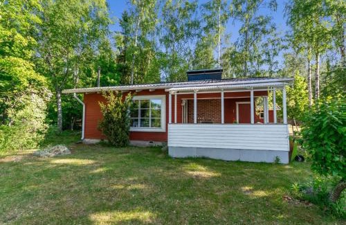 Pori House | Holiday Home Lampaluodon punainen tupa by Interhome