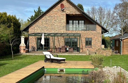 Karlshagen House | Holiday Home 'Landhaus Karlshagen Peeneblick' with Terrace, Garden and Wi-Fi