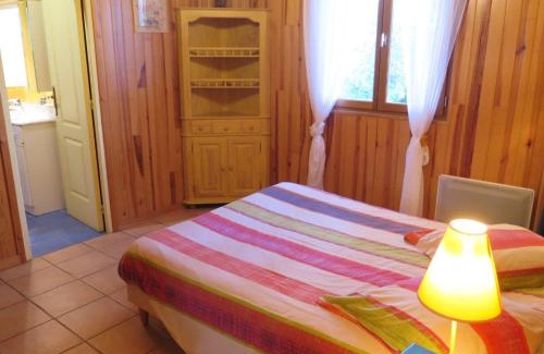 Loupiac House | Holiday Home Le Chêne Vert by Interhome