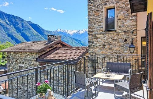 Albonico House | Holiday Home Leonardo by Interhome