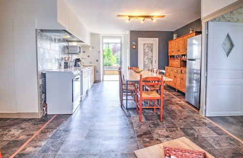 Archignac House | Holiday Home 'Les Crozes' with Private Pool, Private Terrace and Wi-Fi