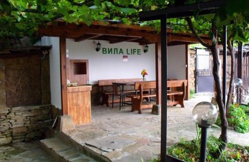 Tryavna House | Holiday Home Life