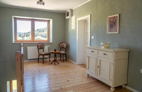 Stari Trg pri Lozu House | Holiday Home Lož