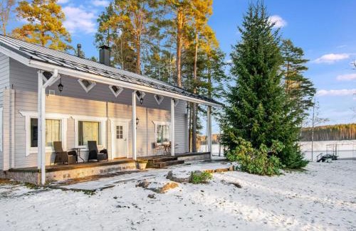 Kihnio House | Holiday Home Mänty-linna by Interhome