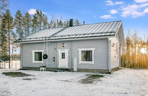 Kihnio House | Holiday Home Mänty-linna by Interhome