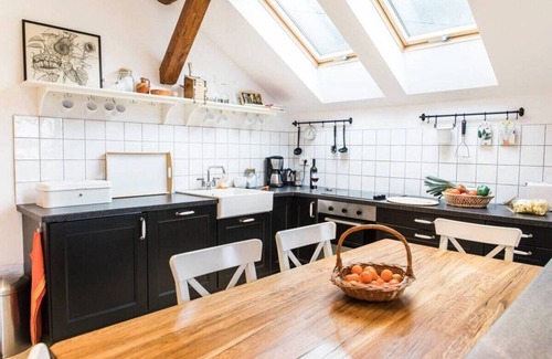 Kamno House | Holiday home Maharac with 3 apartments till 18 persons