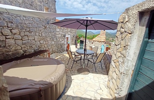 Peljesac peninsula House | Holiday Home Mario - One-Bedroom Holiday Home