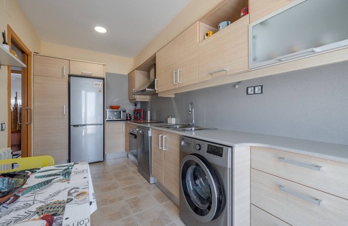 Cunit House | Holiday Home 'Marti' with Sea View, Wi-Fi and Air Conditioning