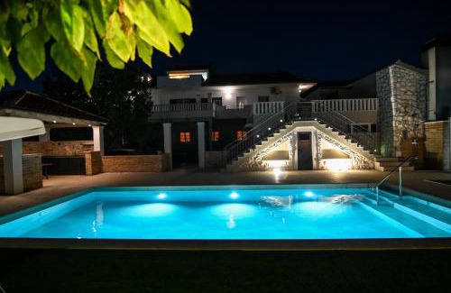 Blizna Donja Villa | Holiday home Mia