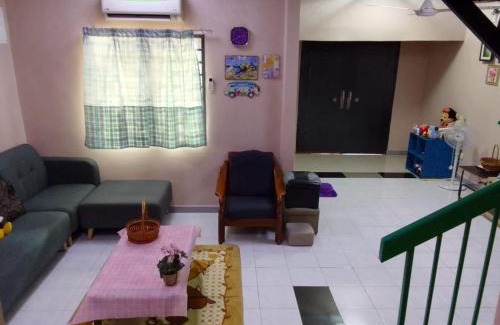 Kampung Bagan Lalang House | holiday home bagan lalang 5 aircon