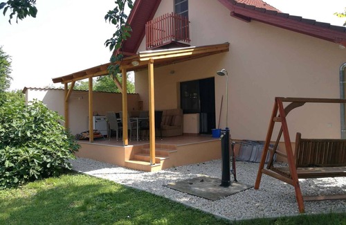 Gyenesdias House | Holiday home near Lake Balaton, barbecue