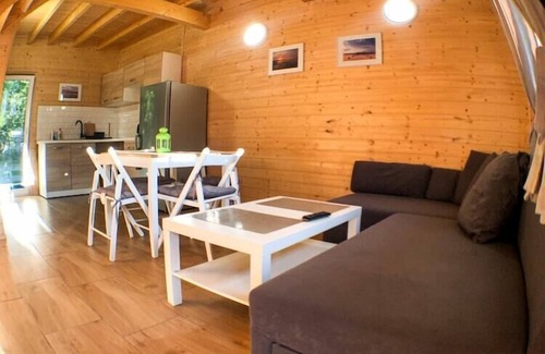 Uniescie House | Holiday Home near Lake Jamno and Beach