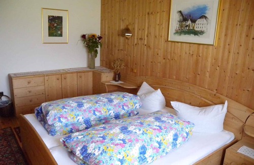 Niederndorf House | Holiday home next to a farm