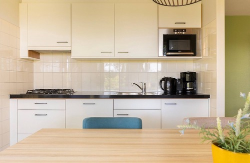 Diessen House | Holiday Home in Brabant with Hot Tub & Sauna
