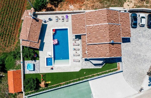 Gornji Prolozac Villa | HOLIDAY HOME "OASIS OF PEACE" ,Makarska - Proložac