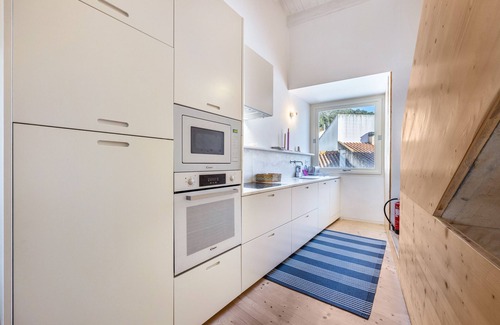 Baiona House | Holiday Home 'Olinda House' with Private Terrace and Air Conditioning
