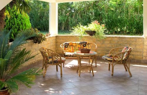 Pinezici House | Holiday Home Pinezici-2 by Interhome