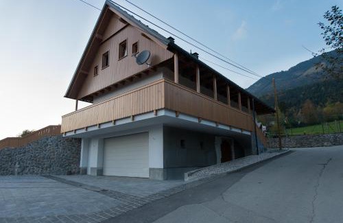 Trzic House | Holiday Home Planina