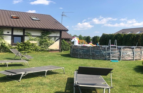 gmina Bedzino House | Holiday Home Podamirowo near Lake Jamno