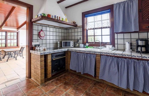 El Granel House | holiday home, Puntallana