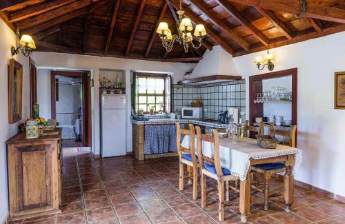 El Granel House | holiday home, Puntallana