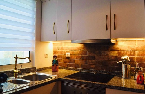 Reguengos de Monsaraz House | Holiday Home 'Relógio' with Wi-Fi and Air Conditioning