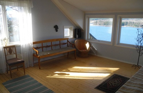 Sunne Municipality House | Holiday home right on the shore of Lake Rottnen