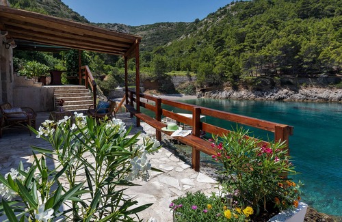 Sucuraj Cabin | Holiday Home Robinson Bay - Didina