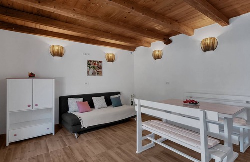 Sucuraj Cabin | Holiday Home Robinson Bay - Didina