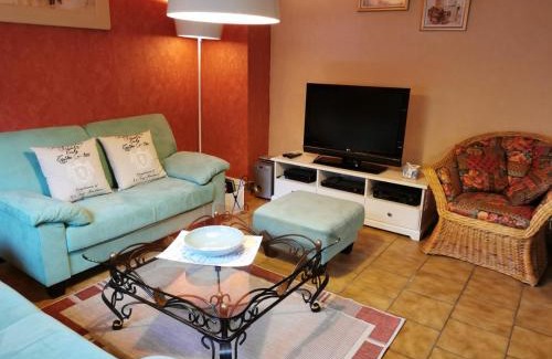 Oberthal Apartment | Holiday Home Scheuerberg