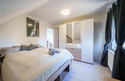 Prague 11 House | Holiday Home Starý Chodov by Interhome