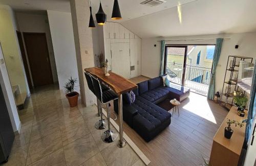 Borak House | Holiday Home Sunrise - Three Bedroom Holiday Home