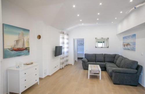 Potocnica House | Holiday home Tina with Private Pool
