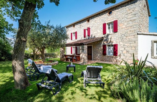 Gedici House | Holiday Home Tommy by Interhome